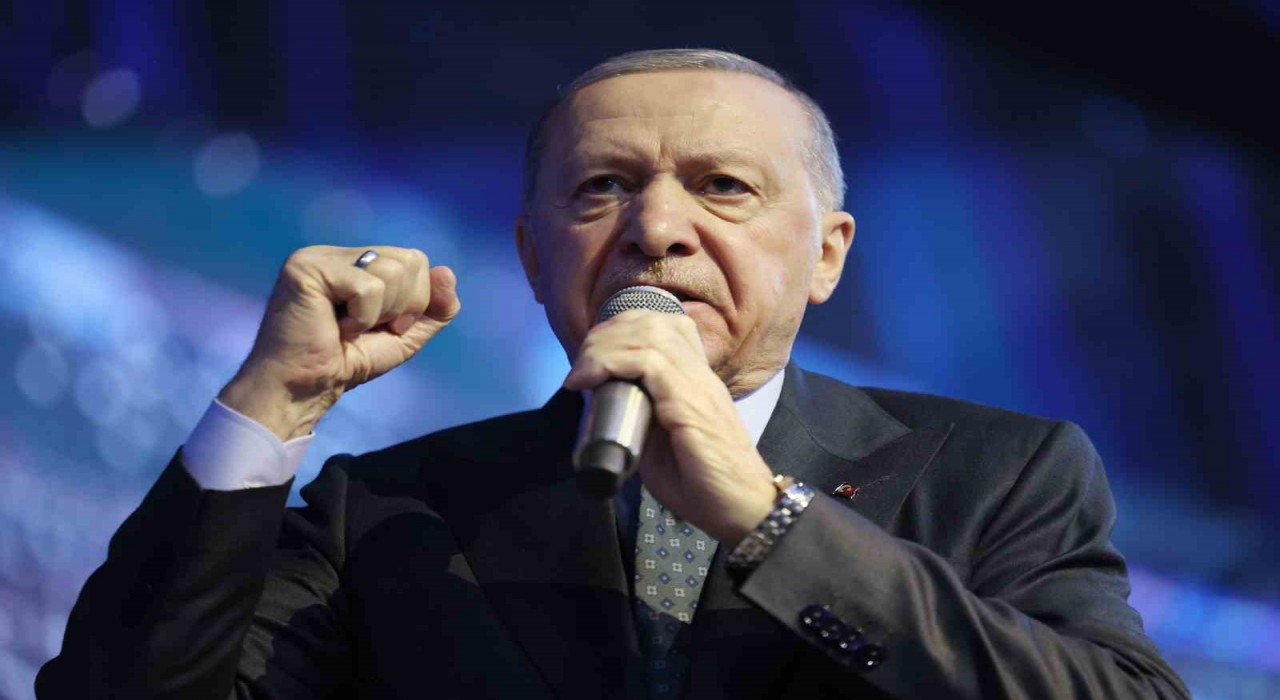 Cumhurbaşkanı Erdoğan: MHP ve Sayın Bahçeli, Cumhur İttifakı çatısı altında, ülkemizin kronik sorunlarının çözümünde ön açıcı tavırlarıyla Türk siyasi tarihine ismini yazdırmıştır.