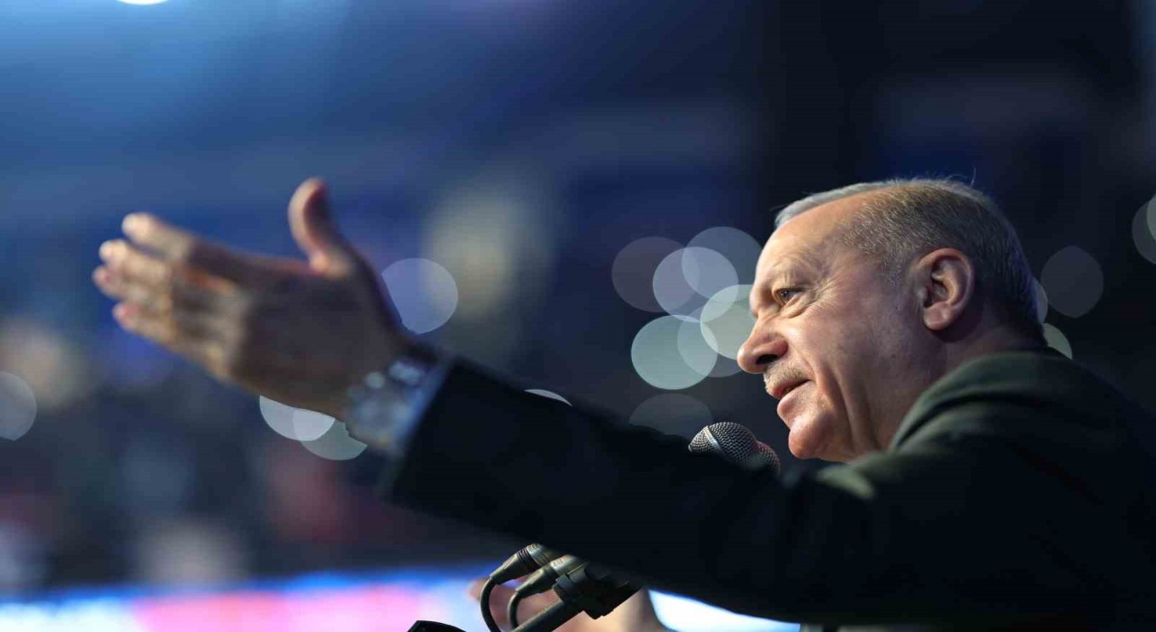 Cumhurbaşkanı Erdoğan: Terörün, şiddetin, silahın karanlık gölgesinin ülkemizin ve bölgemizin üzerinden tamamen çekileceği günler inşallah çok yakındır