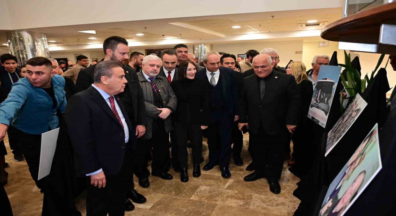 Deniz Baykal ölümünün 2. yılında Kepezde anıldı