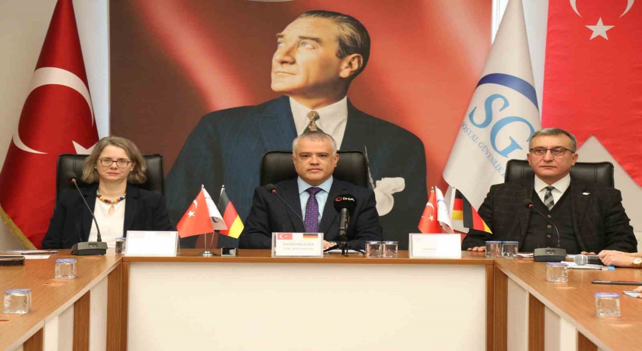 Denizlide Türkiye - Almanya Danışma Günleri başladı