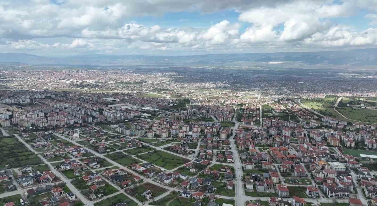 Denizlinin nüfusu 1 milyon 61 bini aştı