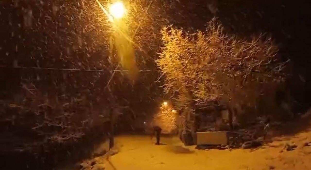 Denizlinin yüksek kesimlerinde kar yağışı başladı