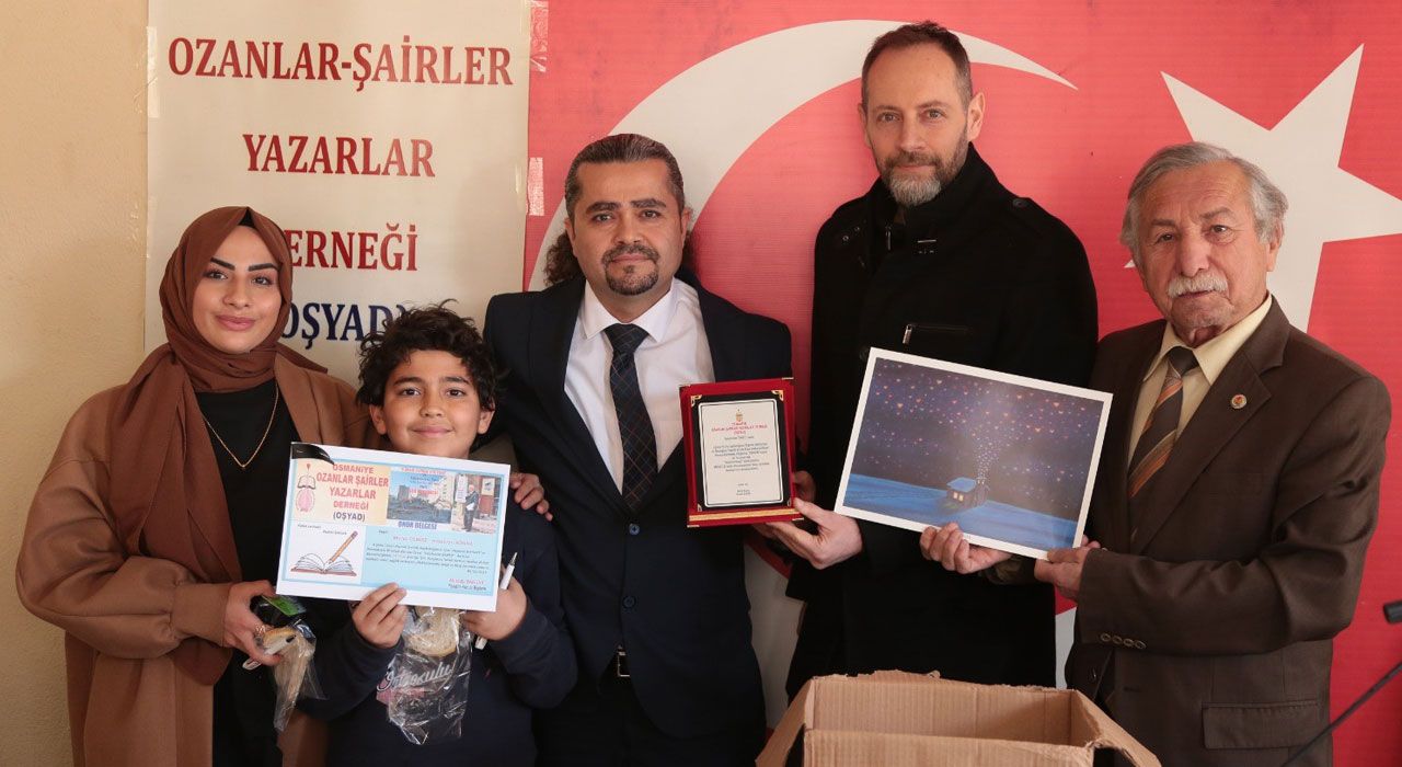 Deprem Şiirleri yazanlar ödüllerini aldı