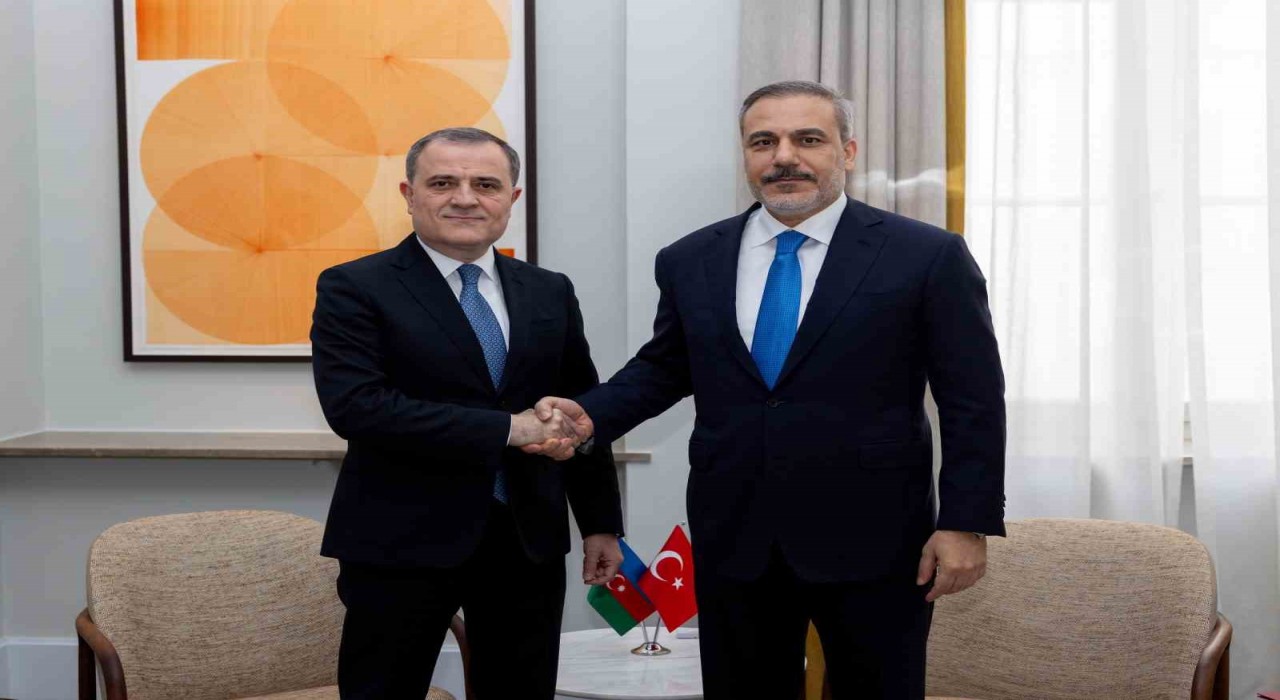 Dışişleri Bakanı Fidan, Azerbaycan Dışişleri Bakanı Bayramov ile bir araya geldi