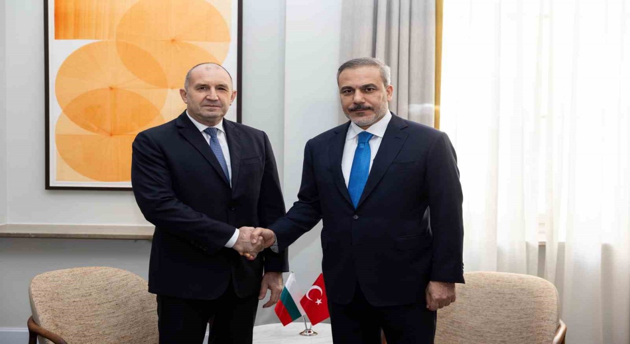 Dışişleri Bakanı Fidan, Bulgaristan Cumhurbaşkanı Radev ile görüştü