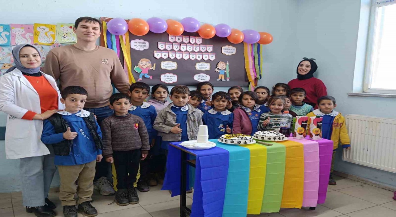 Diyadinde okuyorum yazıyorum etkinliği