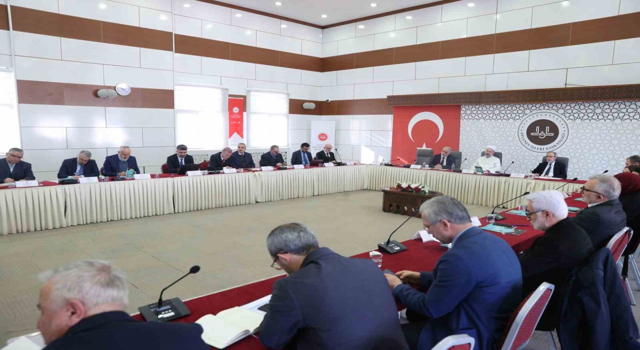 Diyanet İşleri Başkanı Erbaş: Hutbelerimiz her hafta 22 milyon insana ulaşıyor