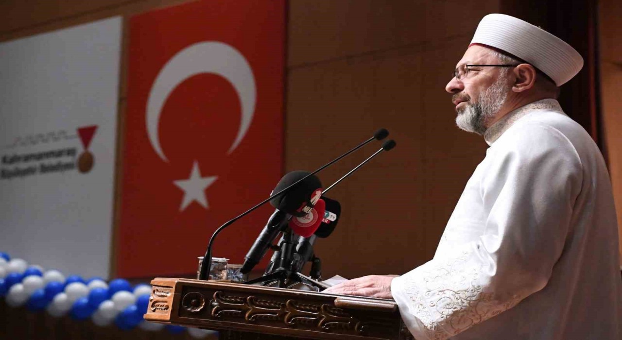 Diyanet İşleri Başkanı Erbaş: Milletimiz 6 Şubat depremlerinde hiçbir karşılık beklemeden her türlü imkanını seferber etmiştir