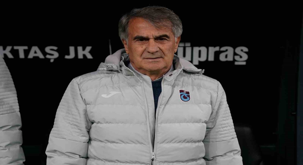 Dolmabahçede 12 yıl sonra rakip olan Şenol Güneş, mağlubiyetle ayrıldı