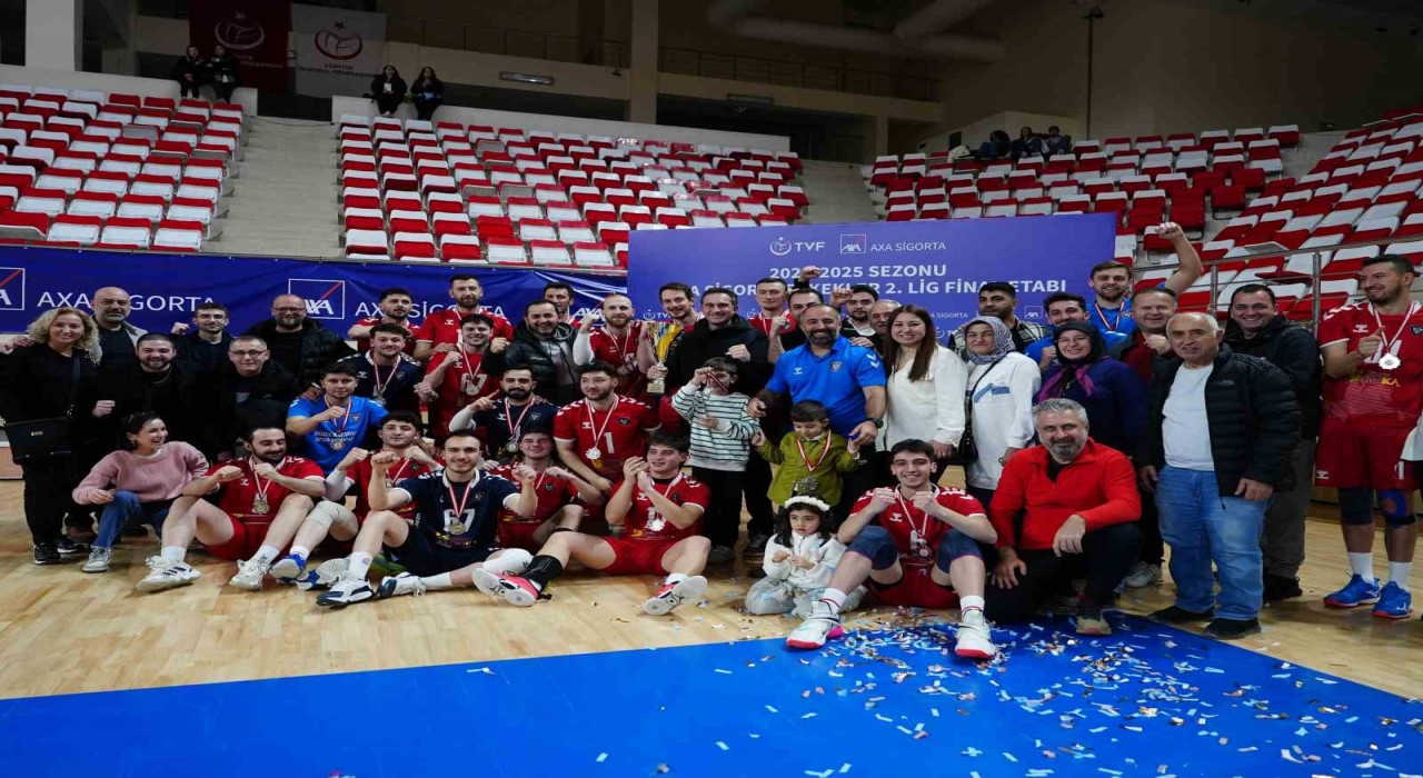 Düzce Belediyesi Spor Akademisi voleybol takımı 1. Ligde