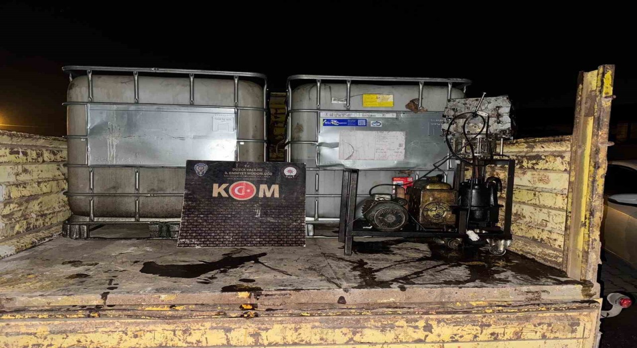 Düzcede 350 litre akaryakıt 15 kilo tütün ele geçirildi