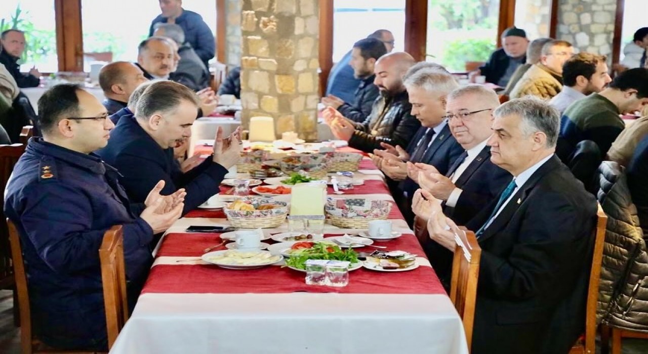 Edremitte Ramazan öncesi din görevlileriyle buluşma