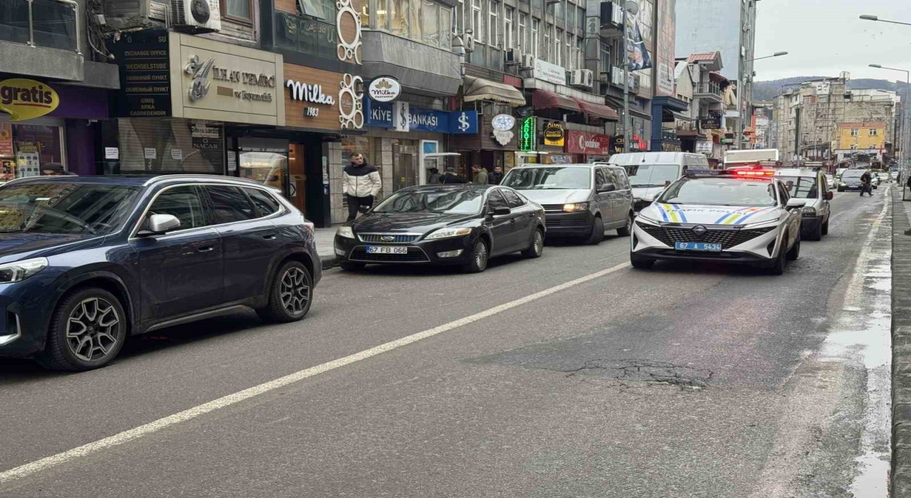 Ekipler gelişi güzel parklara izin vermedi