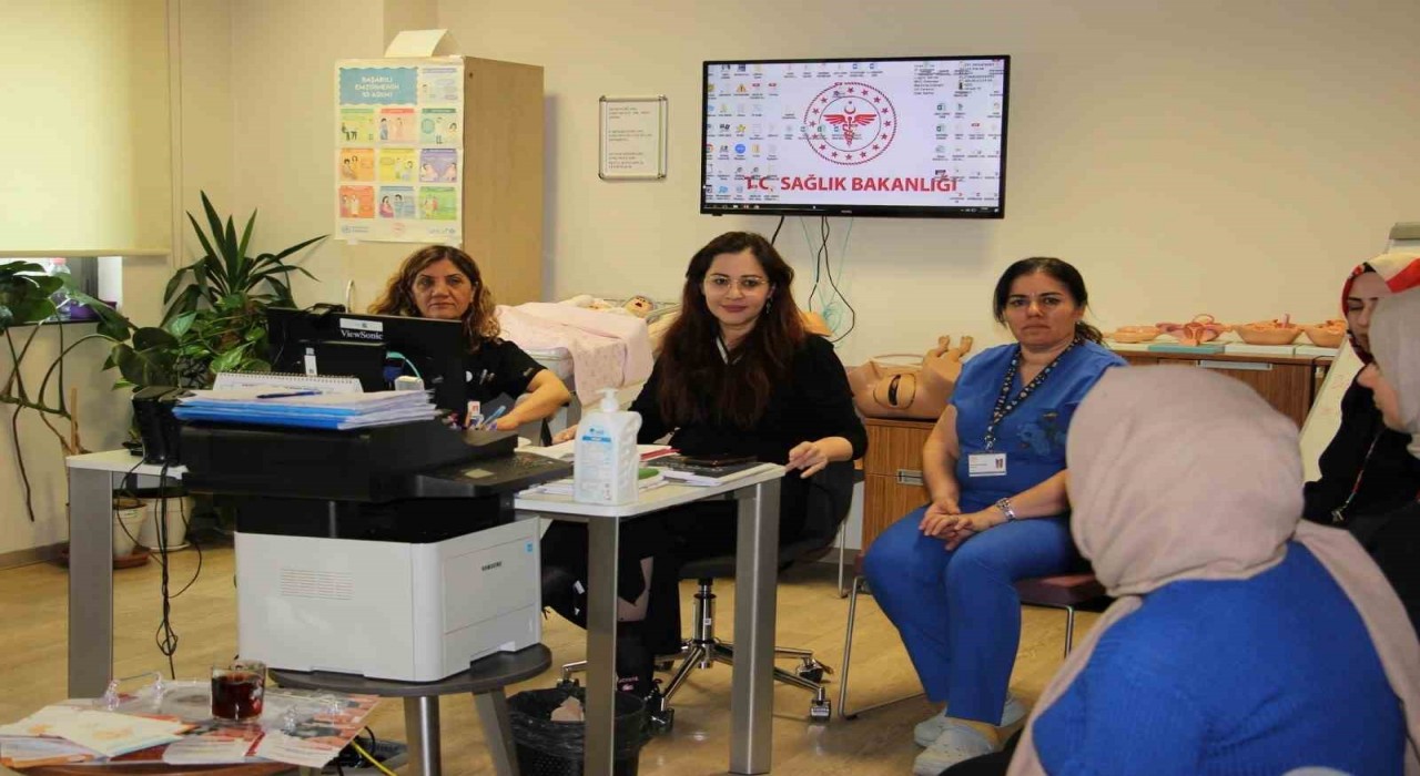 Elazığda anne adayları bilgilendirildi