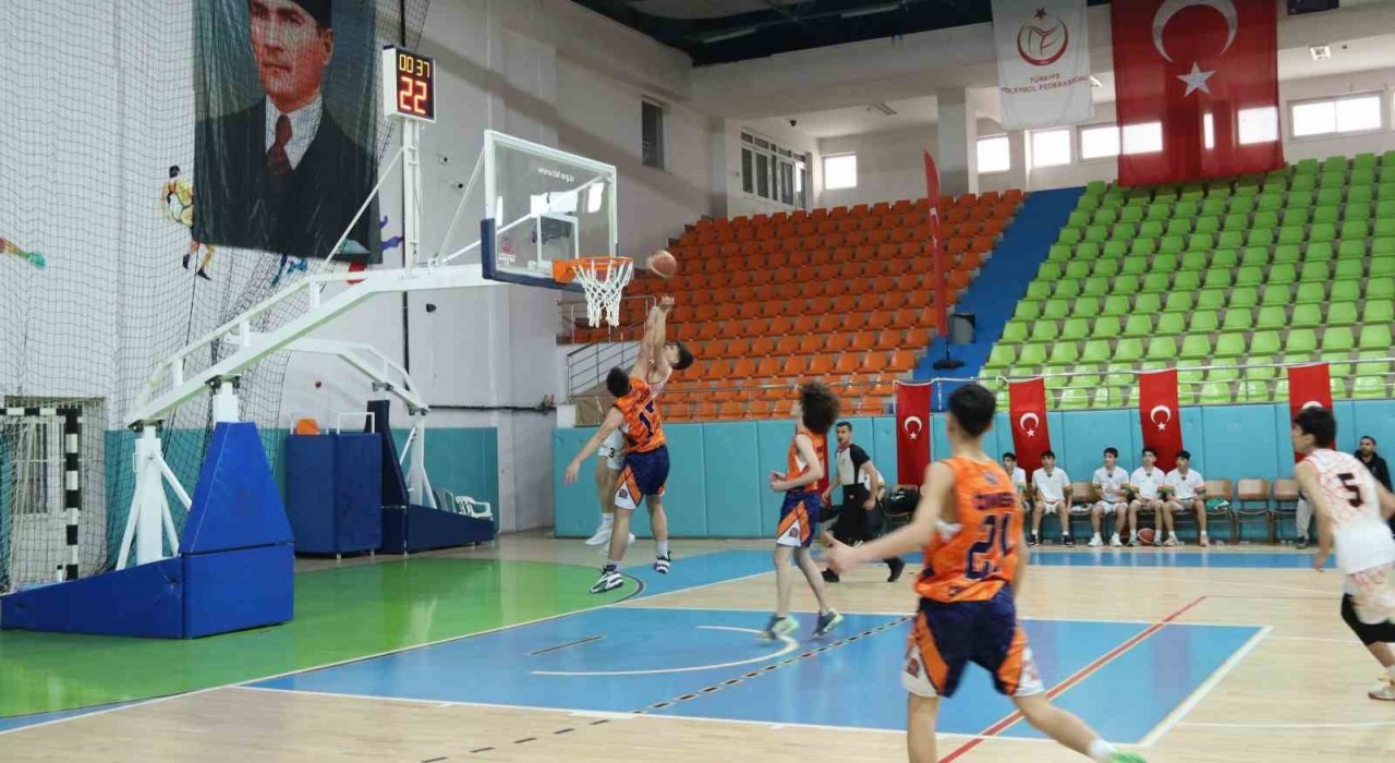 Elazığda basketbol bölge şampiyonası tamamlandı
