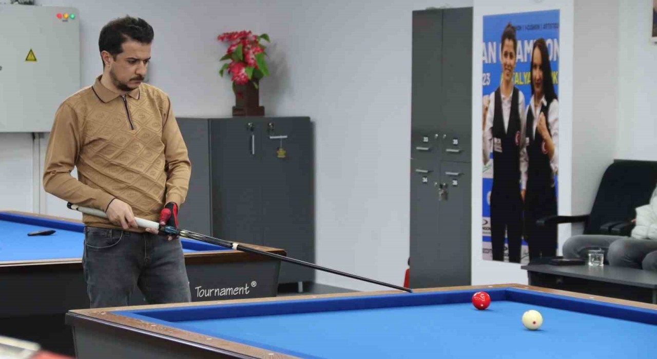 Elazığda bilardo turnuvası düzenlendi