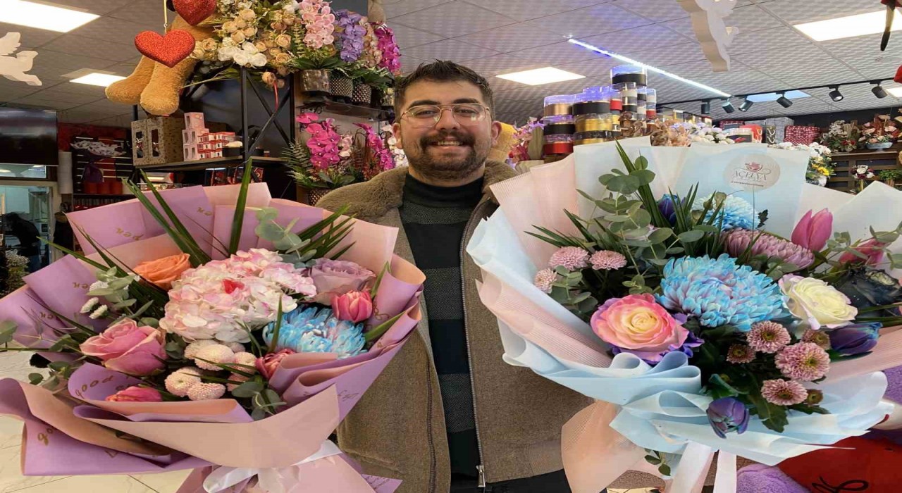 Elazığda çiçekçilerde 14 Şubat yoğunluğu