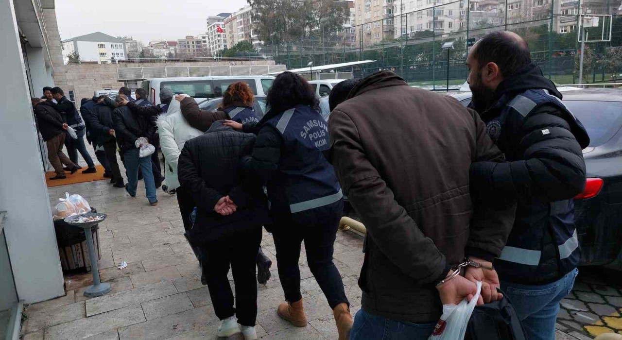 Emeklilik için usulsüz sağlık kurulu raporu operasyonu: 1i doktor 8 gözaltı