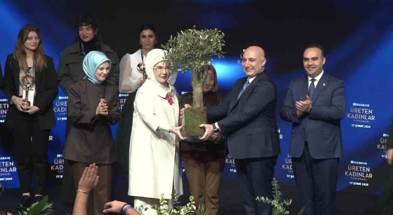 Emine Erdoğan: 2028 yılında kadın istihdam oranını yüzde 36,2ye yükseltmeyi hedefliyoruz