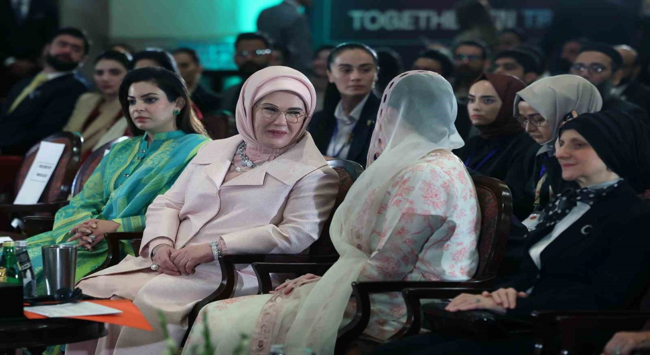 Emine Erdoğan, Döngüsel Ekonominin İlerletilmesi: Sürdürülebilirlik İçin Pakistan-Türkiye Ortaklığı etkinliğinde konuştu: