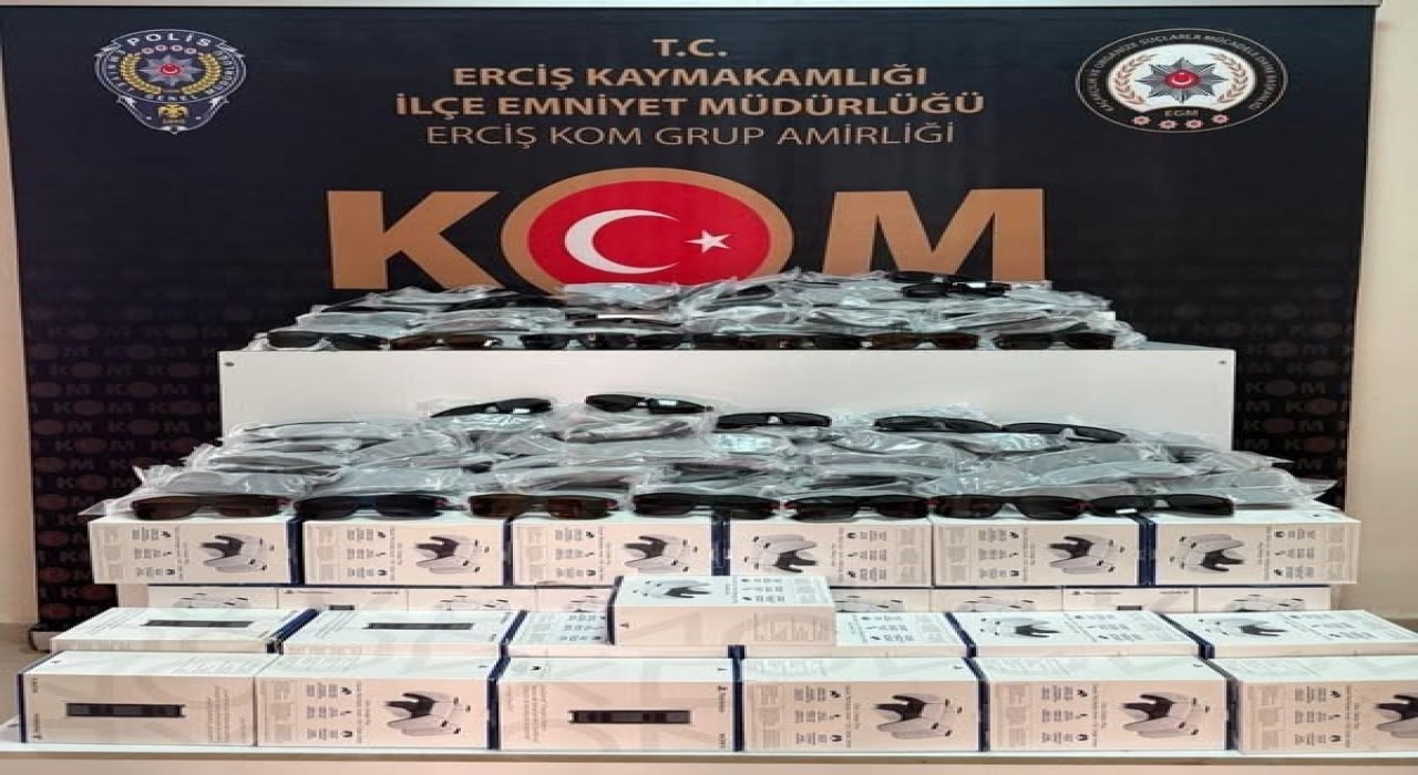 Ercişte kaçakçılık operasyonu