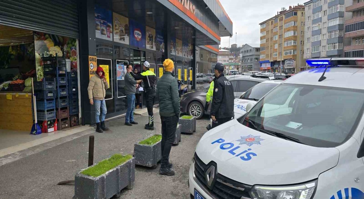 Ereğlide market ve mağazalara trafik denetimi; cezai işlem uygulandı