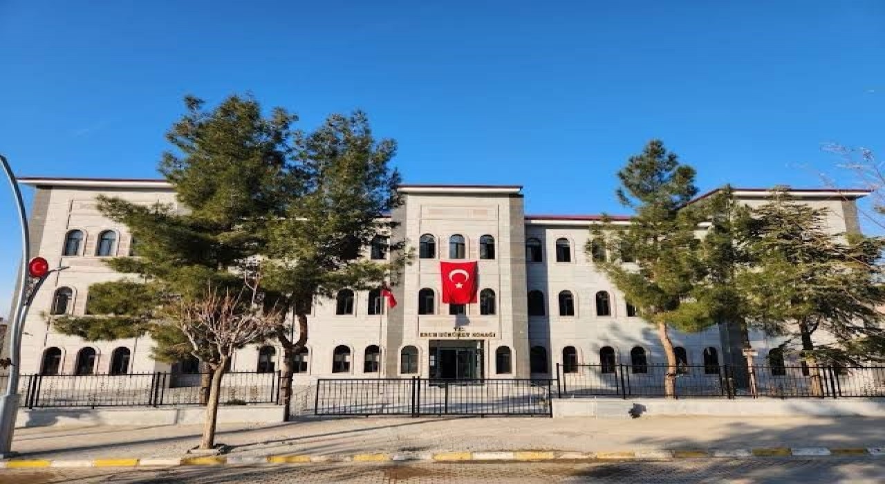 Eruh Kaymakamlığından hazine arazileriyle ilgili duyuru