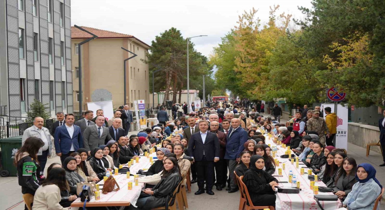 Erzincanda 709 kişilik İŞKUR Gençlik Programı düzenlenecek
