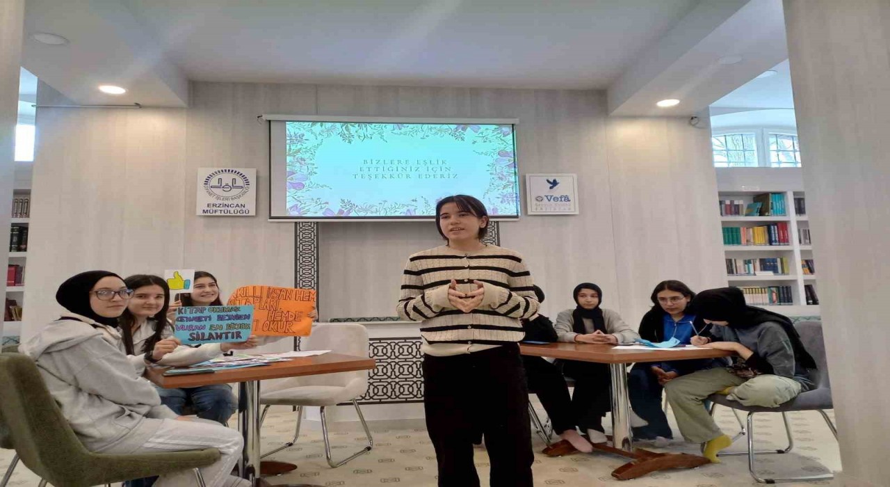 Erzincanda Ara Tatil Gençlik Kampı sona erdi