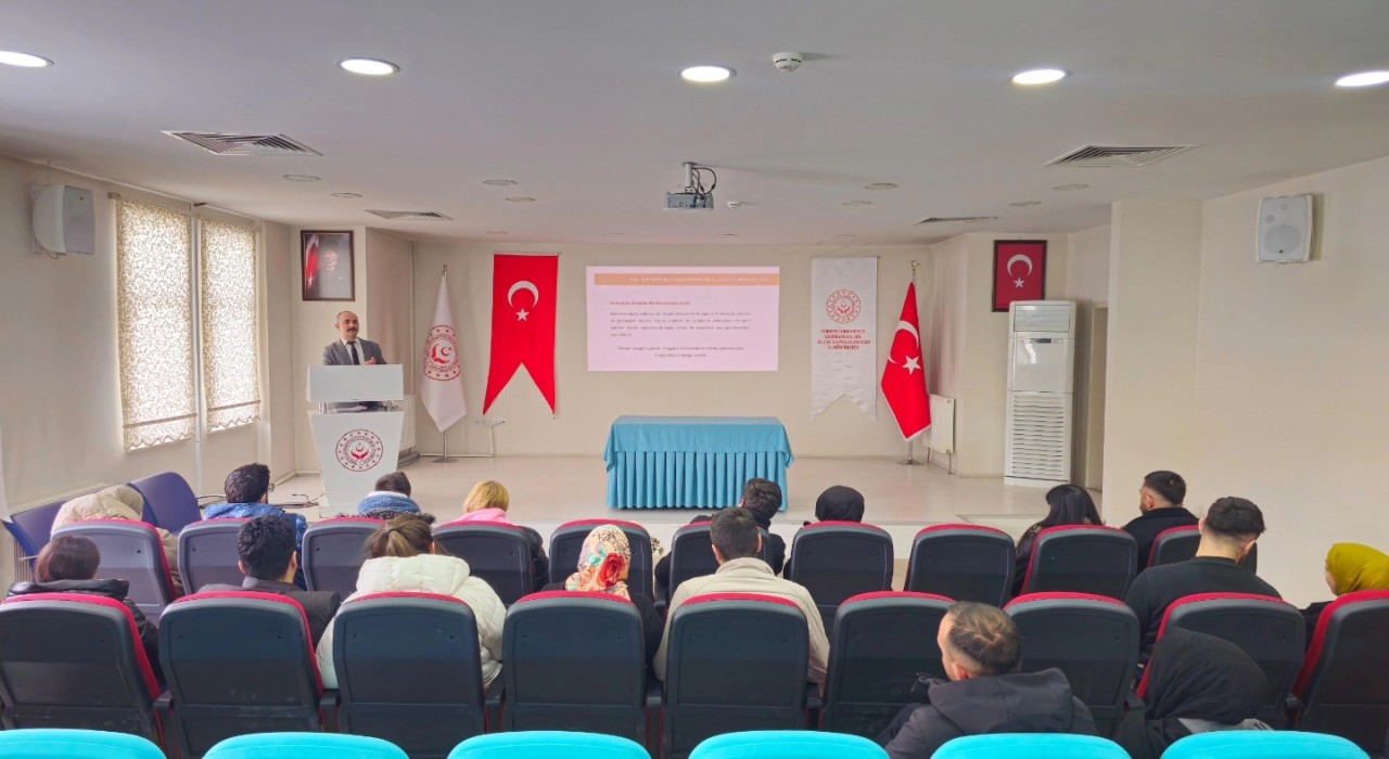 Erzincan’da Evliliğe Hazırlık Eğitimleri Devam Ediyor