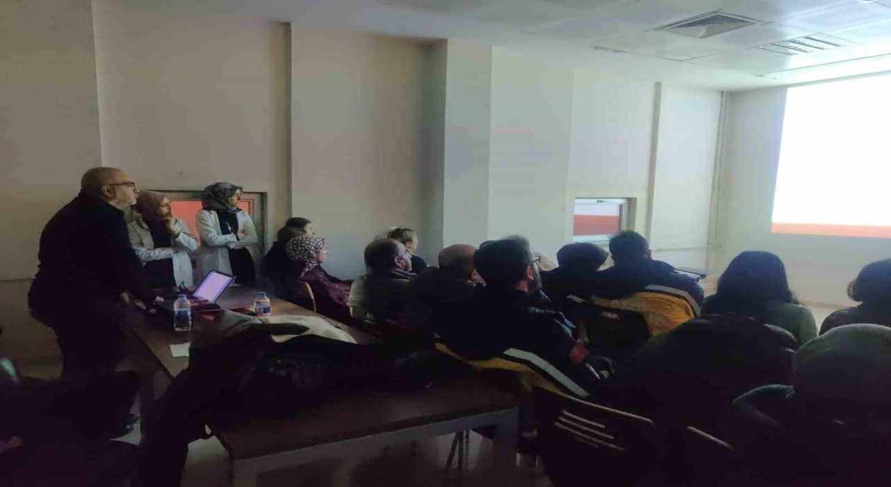 Erzincanda Tıbbi Atık Eğitimi gerçekleştirildi