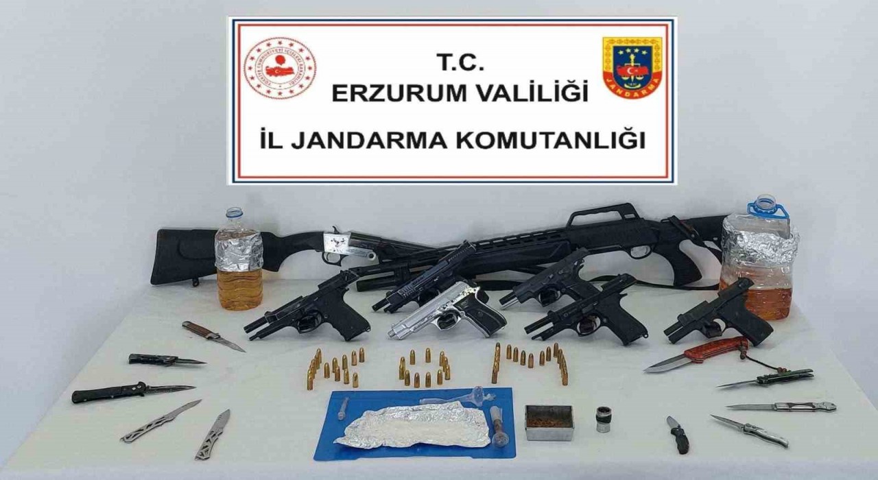 Erzurumda jandarmadan uyuşturucu tacirlerine operasyon