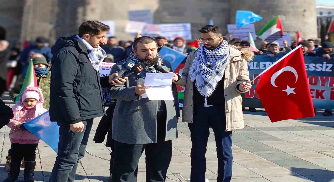 Erzurumda sağlıkçıların yürüyüşü 66 haftadır sürüyor