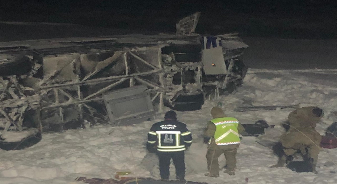 Erzurumda trafik kazası: 38 yaralı