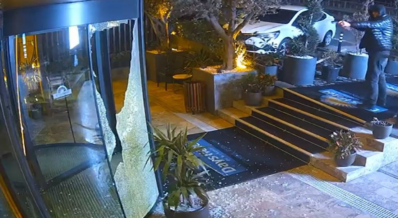 Esenyurtta bir otel 15 gün arayla ikinci kez kurşunlandı