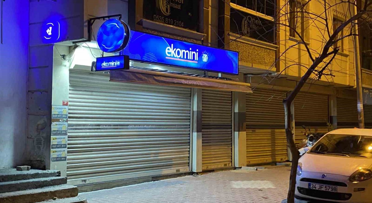 Esenyurtta markete silahlı saldırı: 1 yaralı