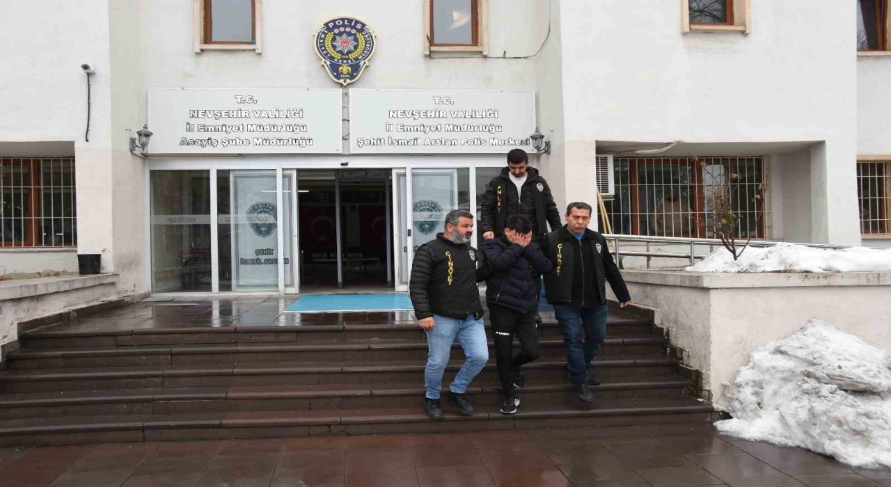 Eski nişanlı cinayetinde 3 gözaltı