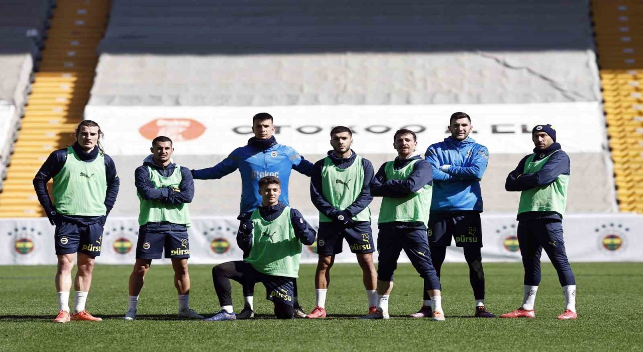 Fenerbahçe, Galatasaray derbisinin hazırlıklarına başladı