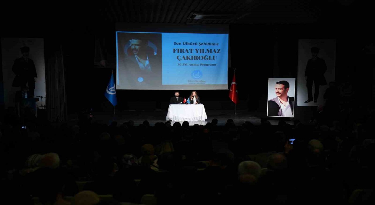 Fırat Çakıroğlu ölümünün 10. yılında Salihlide anıldı