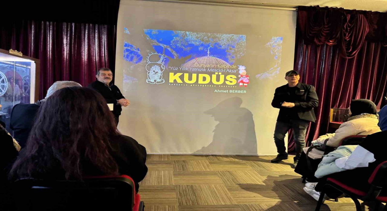 Fotoğraf Makinesi Müzesinde Mescid-i Aksa, Kudüs sunumu