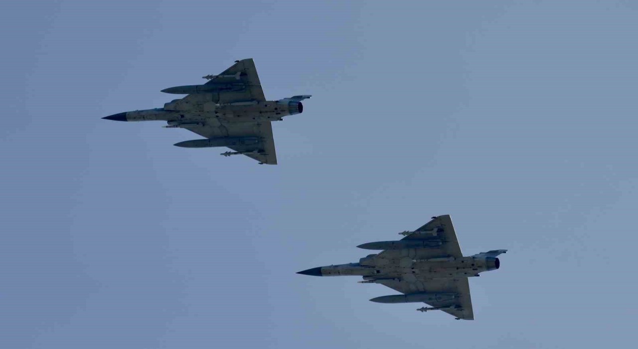 Fransa, Ukrayna’ya İlk Mirage 2000 Uçaklarını Gönderdi