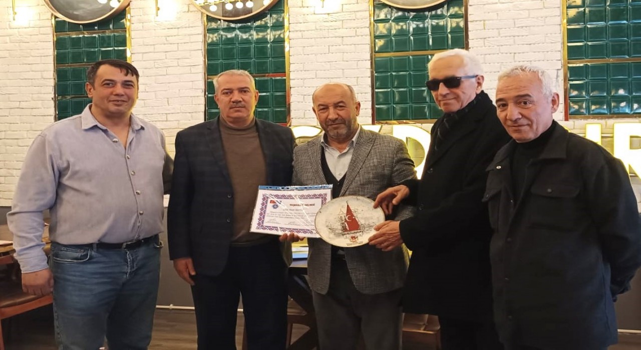 Gazetecilerden Hasan Başyiğite vefa yemeği