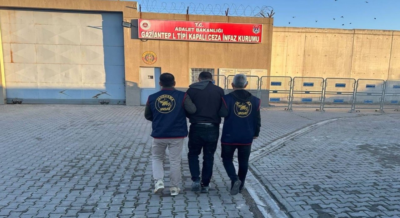 Gaziantepte 16 suç kaydı ve kesinleşmiş cezası bulunan firari yakalandı