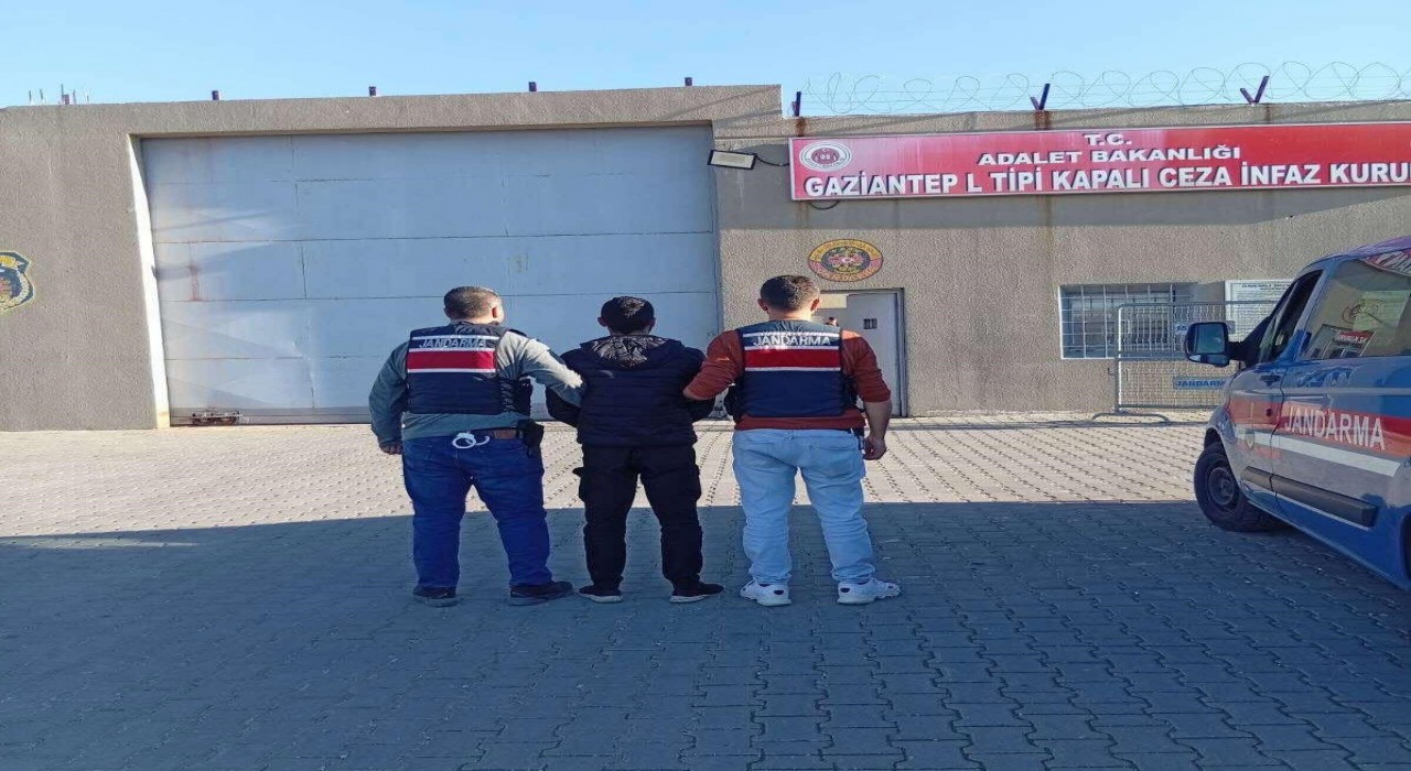 Gaziantepte hırsızlık suçundan aranan firari yakalandı