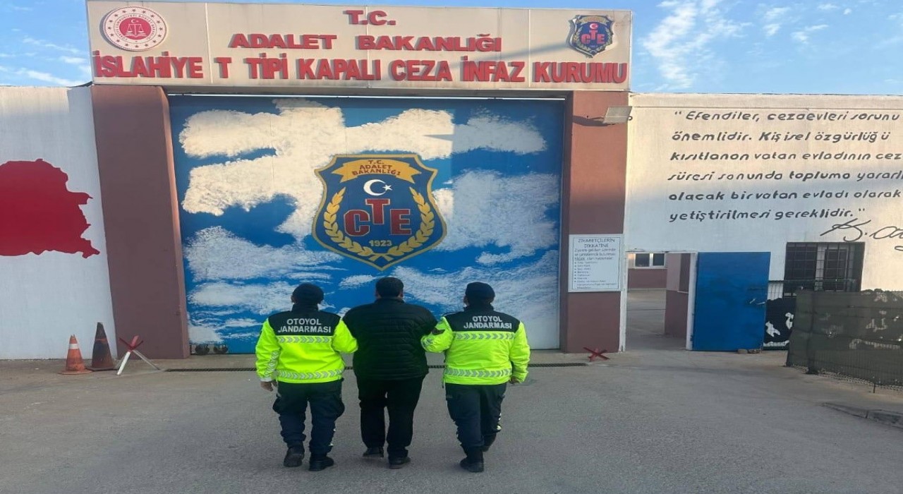 Gaziantepte kaçak göçmen organizatörü 2 şahıs tutuklandı