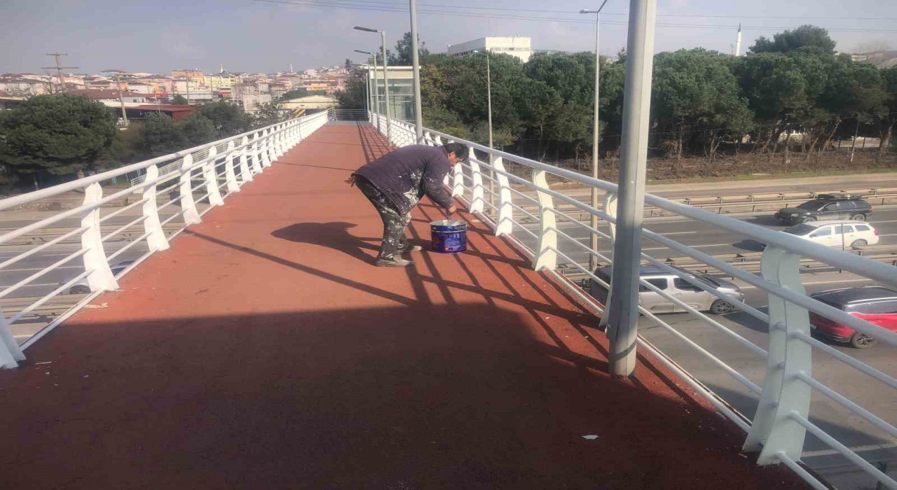 Gebzede üst geçitler yenileniyor