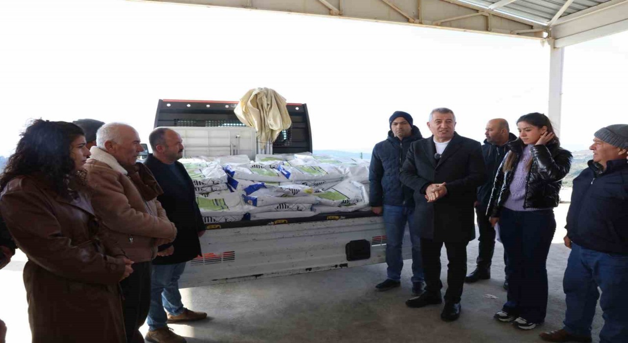 Güzelbahçe Belediyesinden çiftçilere can suyu