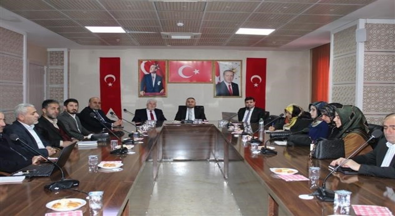 Hakkaride Gençlik Hizmetleri İstişare Toplantısı yapıldı