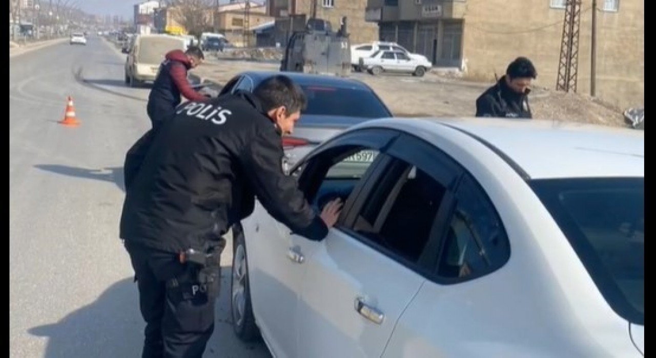 Hakkarideki okul çevrelerinde sıkı denetimler