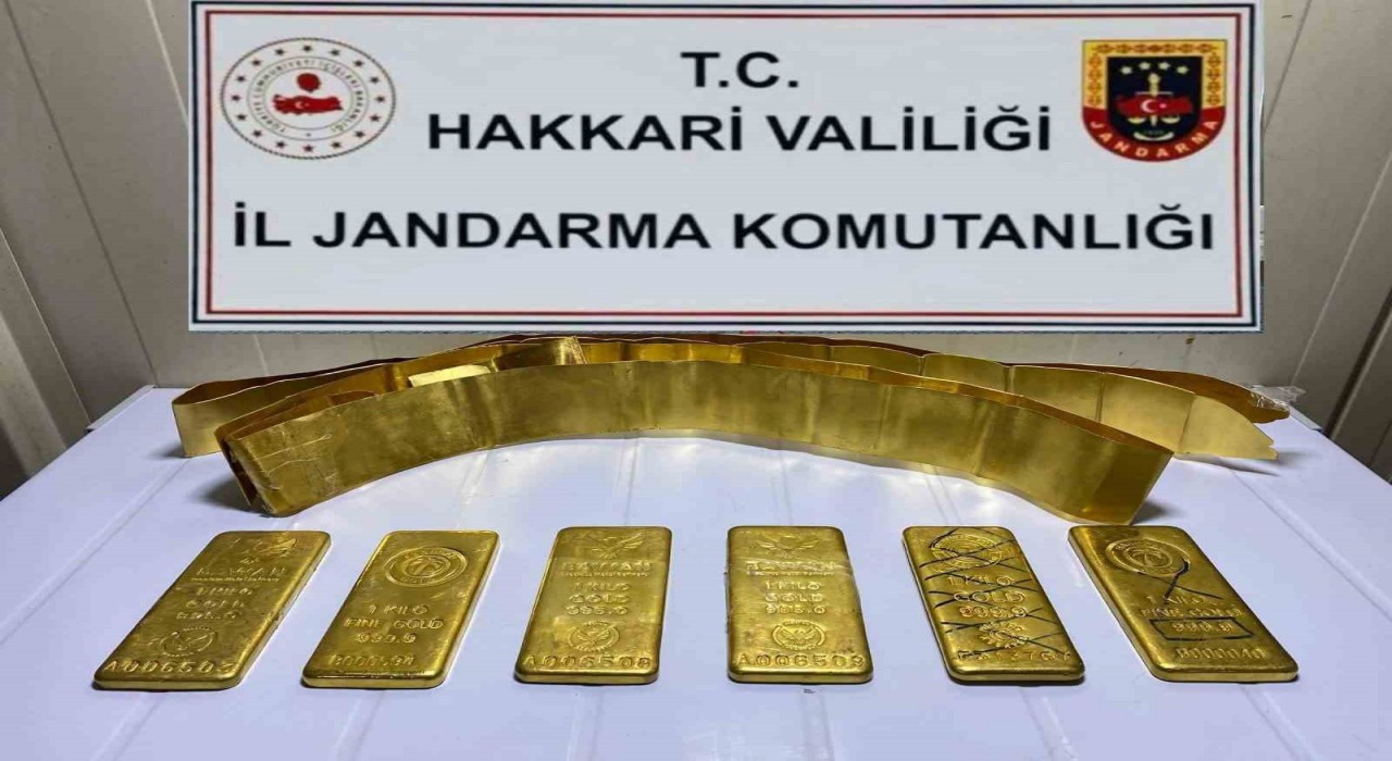 Hakkâride piyasa değeri yaklaşık 27 milyon 200 bin TL olan 8 kilo külçe altın ele geçirildi